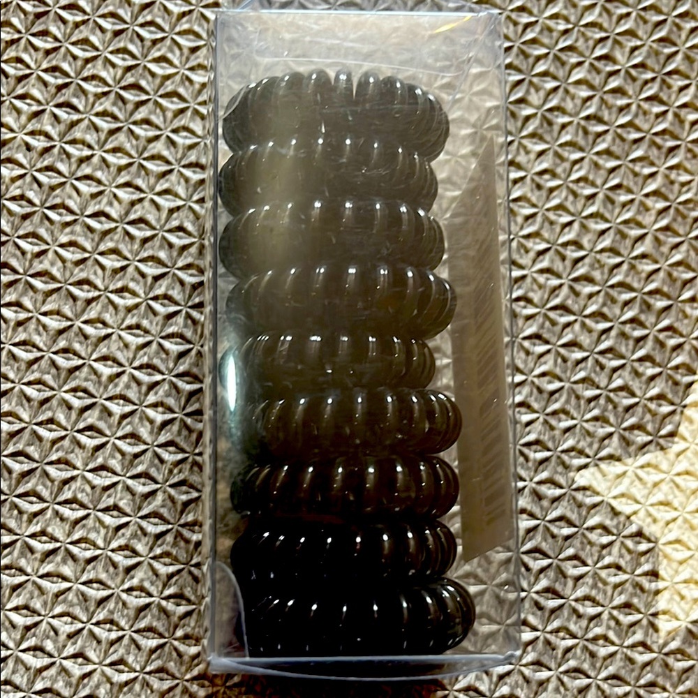 Black Spiral Hair Ties 9 Small Pieces  NEW